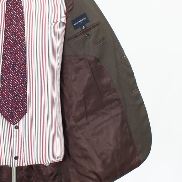 Banana Republic Olive Suit - Picture 13 of 15